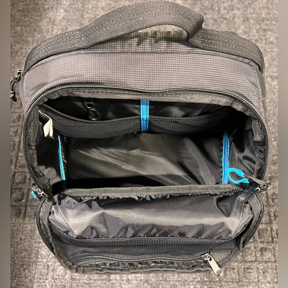 Thule EnRoute Camera Backpack - Picture 6 of 6
